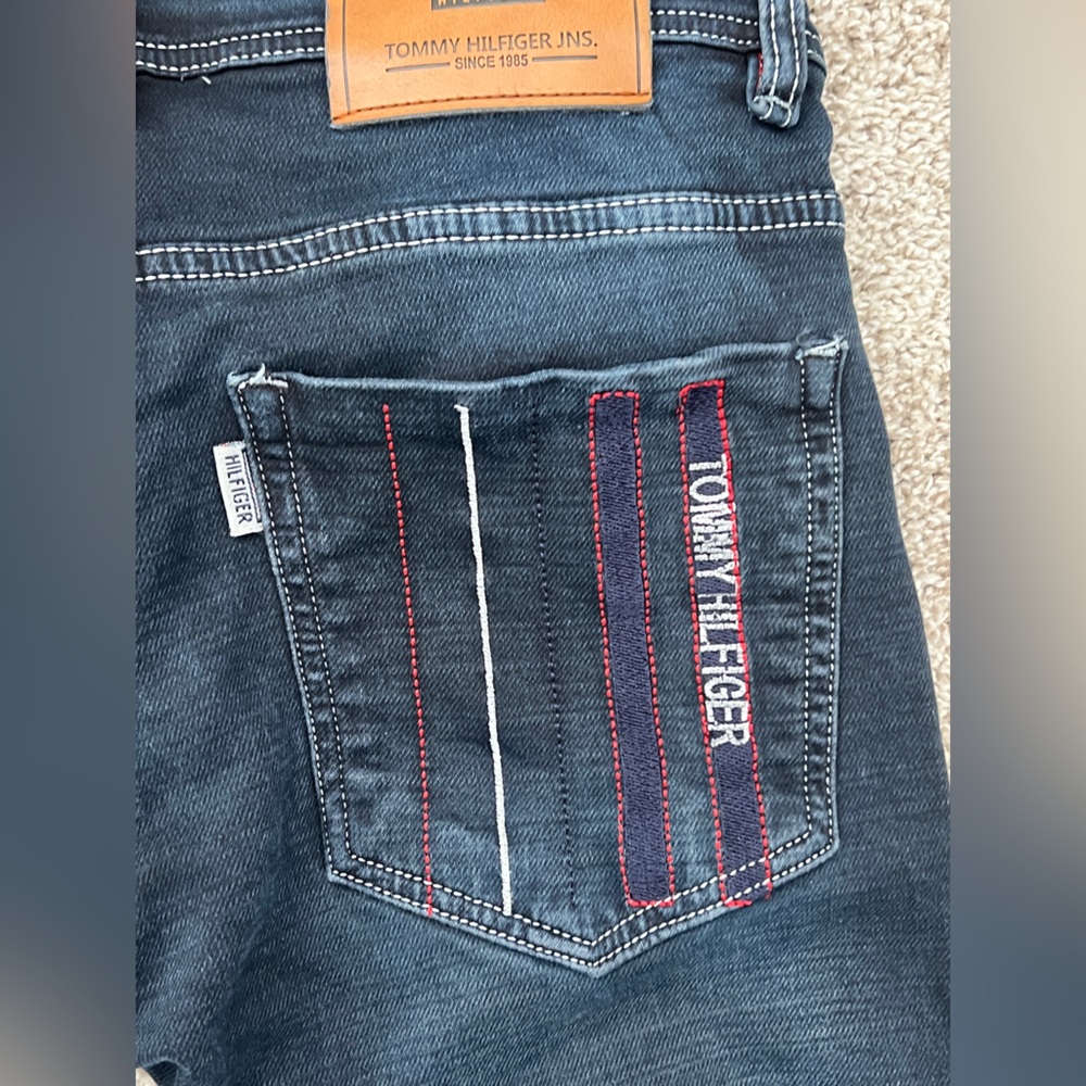 Tommy Hilfiger Men’s 32x28 Dark Wash Slim Straight Jeans - Picture 5 of 8